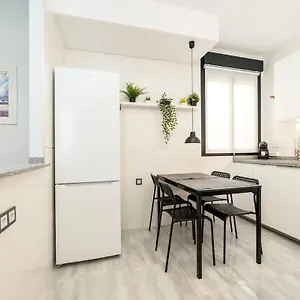  Apartamento -malagasunapts- Stylish Centre Pool&parking España