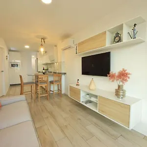 https://las-palmeras-in-playa-la-garita-beach-apartment.in-canary-islands.com